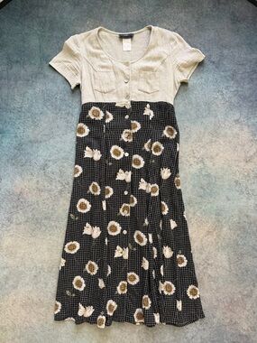 Molly Malloy Petite Floral Patterned Dress